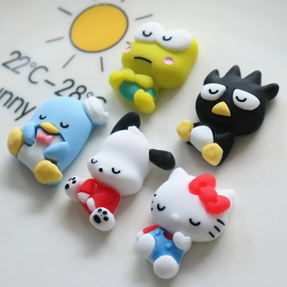 Sleeping Sanrio 😴💤 - Picture 5 of 6
